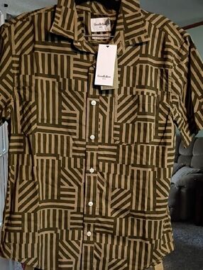 Goodfellow & Co Olive and Tan Geometric Short-Sleeve Button-Down Shirt